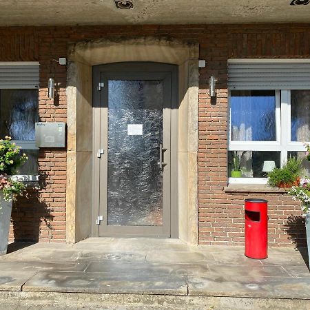 Готель Hubertus-Hof Werne Екстер'єр фото